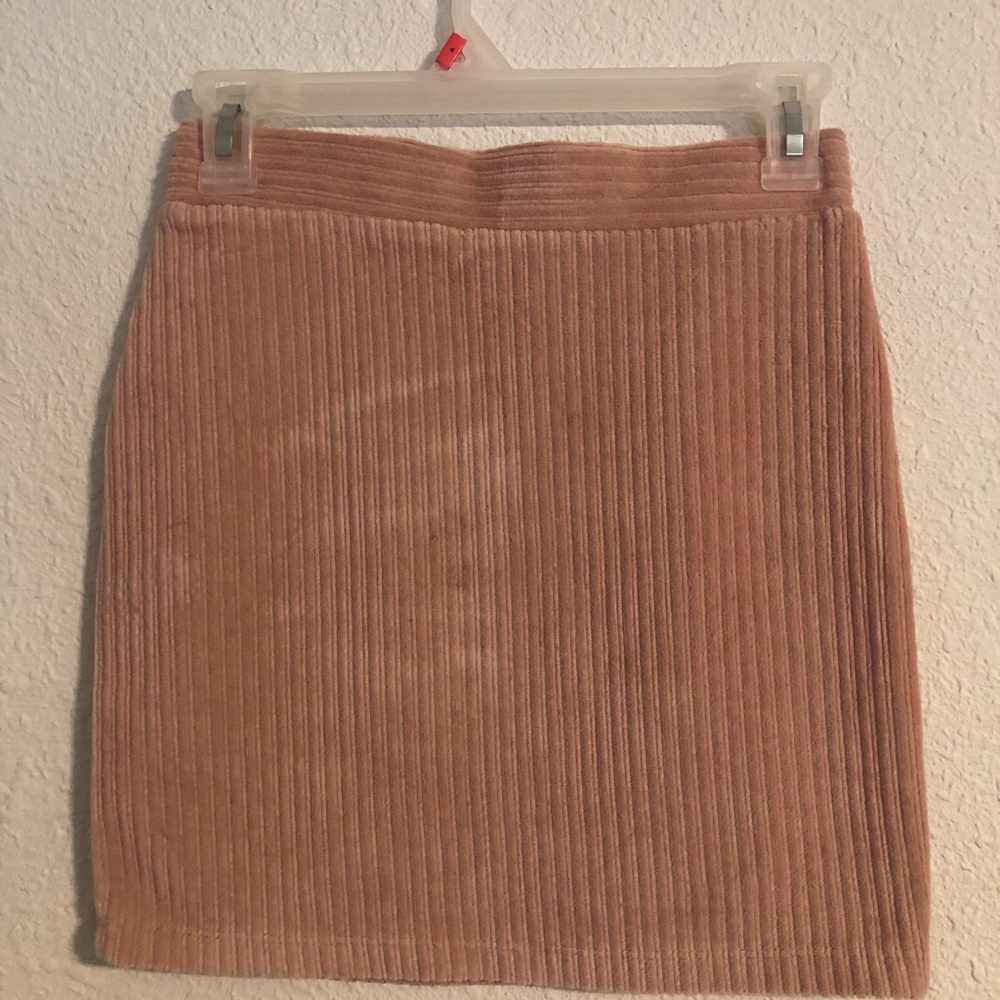 Double Zero Ribbed Velvet Pencil Skirt in Dusty Blush